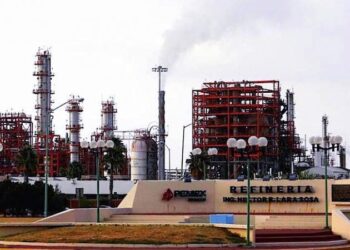 Triplicará Pemex procesamiento de crudo para 2024