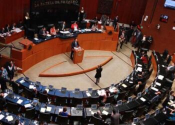 La oposición impugna la reforma eléctrica de AMLO