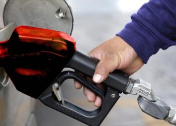 Aumentó recaudación de impuestos por gasolinas: SAT