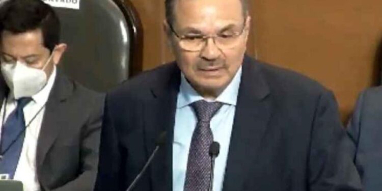 Proyecta Pemex producción de 1.9 millones de bd para diciembre