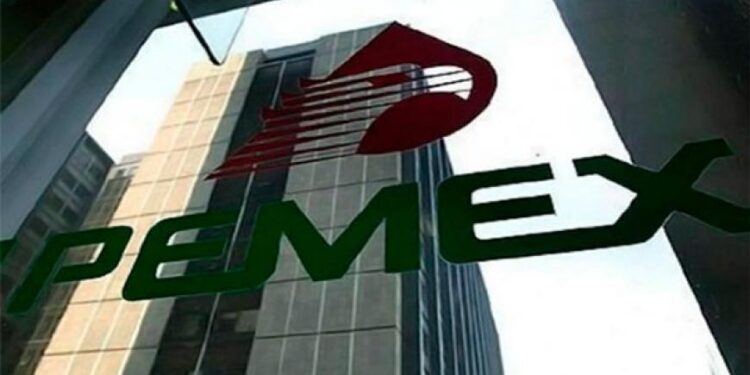 Pemex continúa con pérdidas al comienzo de 2021