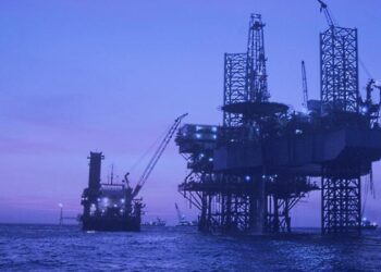 Modifica Pemex plan de desarrollo para el campo Yaxché