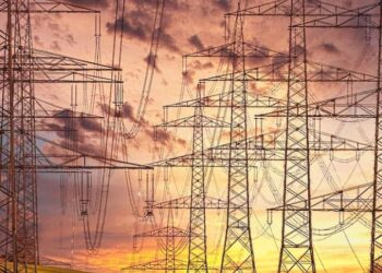 Mañana discuten diputados de la Comisión de Energía ley eléctrica
