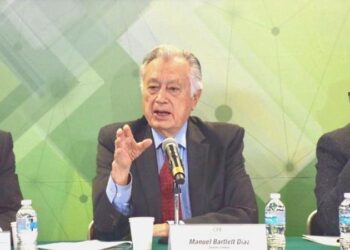 CFE, la más vilipendiada: Manuel Bartlett; anuncia alianza con SPR