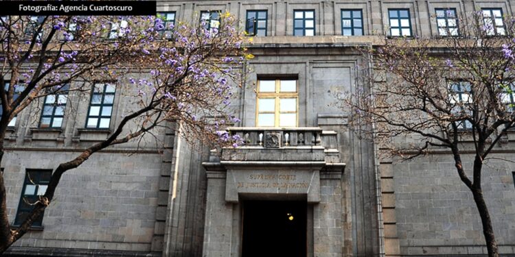 Corte frena el “decretazo” del presidente López Obrador en tema de transparencia