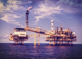 Pemex se queda corto en meta petrolera