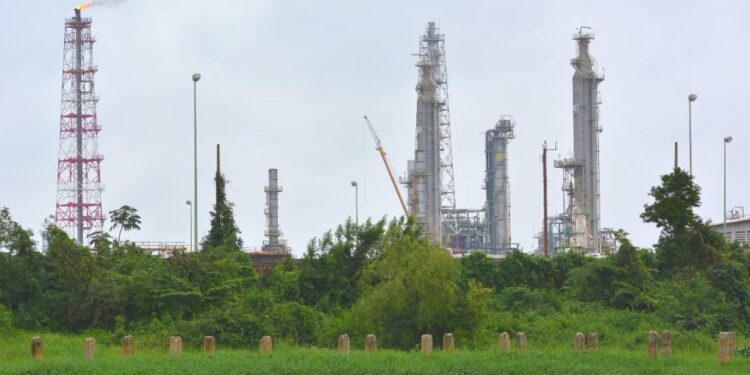 Invertirá Pemex USD 531 millones para explorar en 4 asignaciones en Oaxaca y Veracruz