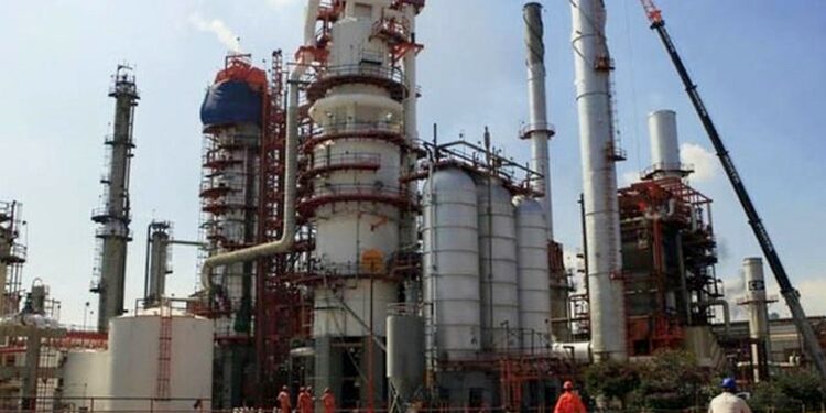 Cierra Pemex el año con deuda de 60.2 mil millones de pesos con proveedores