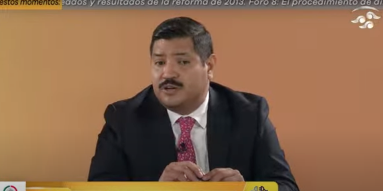 Sistema eléctrico se tiene que planear a futuro, coinciden analistas