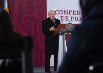 México revisará contratos eléctricos caso por caso