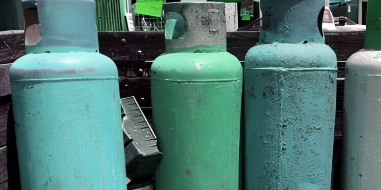 Aprueba la CRE ampliar por seis meses el tope máximo al precio del gas LP