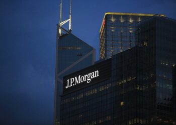 Reforma energética pegaría a calificación de México