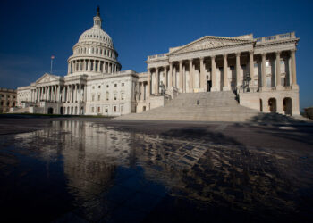 Senado de EU acusa a México de beneficiar a Pemex y CFE