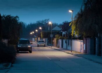 Autorizan uso de renovables para alumbrado público municipal