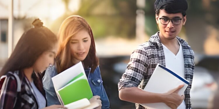 Abre Iberdrola becas para Maestría en México o España