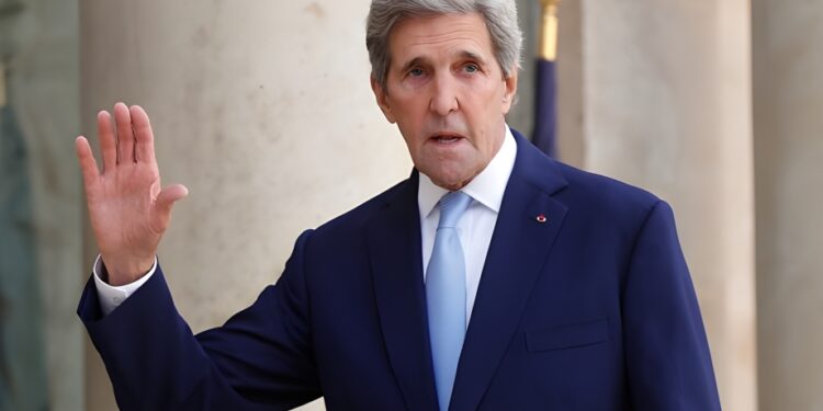 Se reunirá John Kerry con el presidente López Obrador esta semana