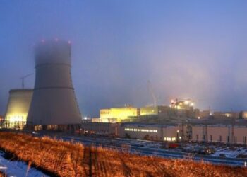 Atacan tropas rusas la planta nuclear de Enerhodar, Ucrania