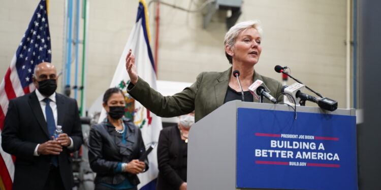 Lanza DOE programa de eficiencia energética