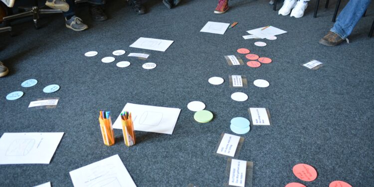 Participan 22 equipos en Debate Universitario de Energía