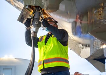 Acapara Pemex mercado de turbosina: COFECE