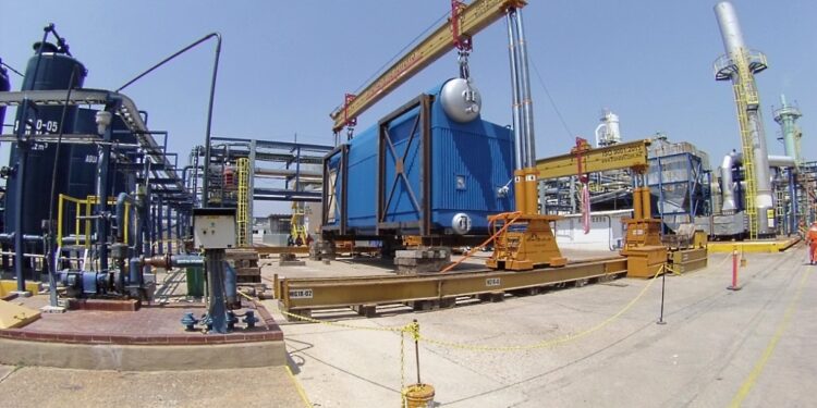 RENGEN y Grupo Roales inspeccionarán plataformas en Akal