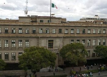 Bota Corte para mañana sesión para rectificar conteo de votos sobre ley eléctrica