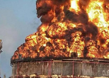 Incendian 16 millones de litros de gasolina en Salina Cruz