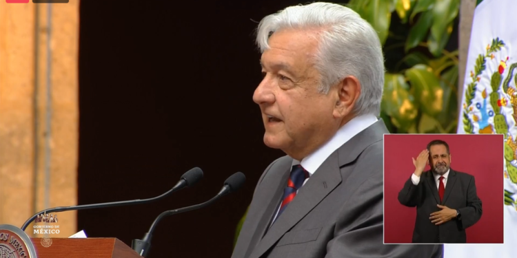 Reitera López Obrador modificar Ley Minera si no pasa su reforma eléctrica