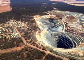 Explorará empresa CATL en minas arcillosas de China para extraer litio