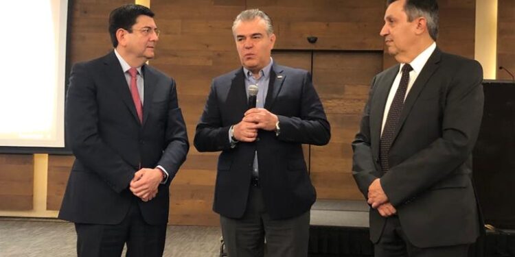 Nombra CCE nuevo presidente de la Comisión de Energía