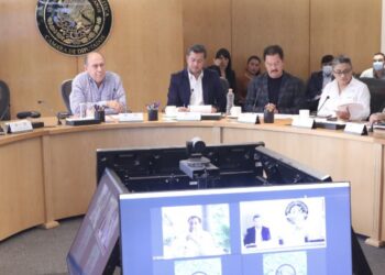 Presionan a Va Por México para votar por reforma eléctrica de AMLO