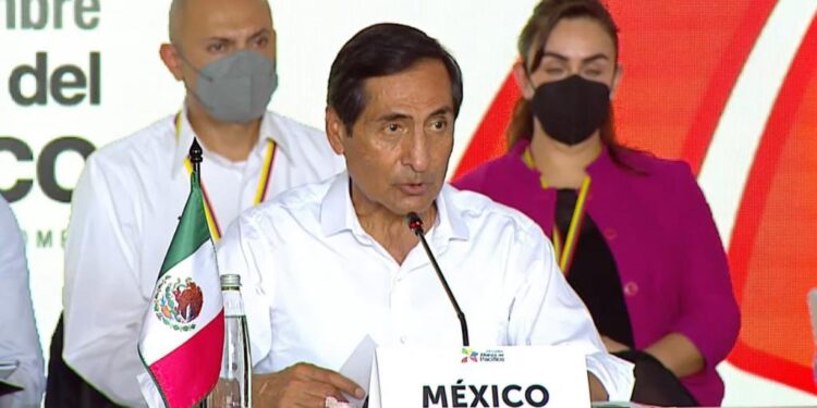 Prevé Hacienda precio del petróleo en 61.1 dólares para 2023