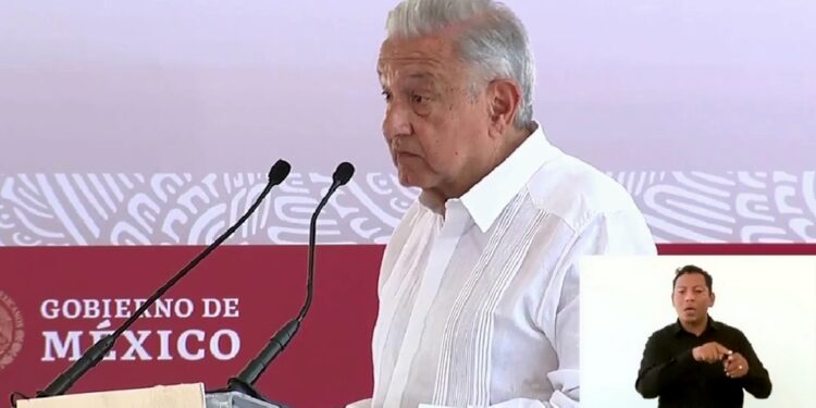 México dejará de importar gasolinas en 2023: López Obrador