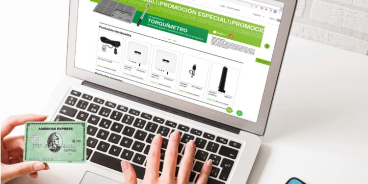 Firman afiliación BayWa r.e. Solar Systems y American Espress