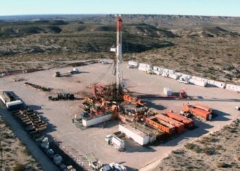 Permitirá Argentina a privados aumentar producción de hidrocarburos