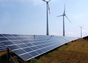 Encarecimiento de materias primas amenaza la transición energética