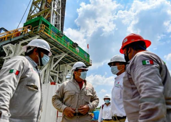 Pemex realiza basificación de empleados 