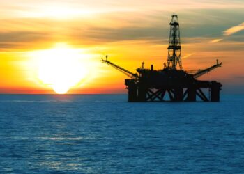 Supera producción privada de petróleo los 100 mil barriles