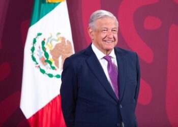 Adelantan un día inauguración de la refinería de Dos Bocas