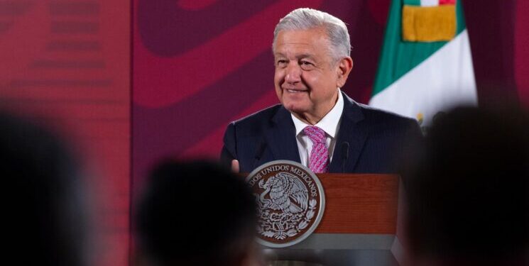 Recibe México solicitud de EEUU para iniciar consultas del TMEC; no va a pasar nada: AMLO