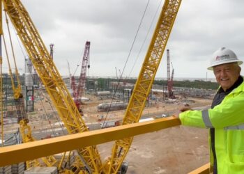 Dos Bocas, el agujero negro sigue expandiéndose