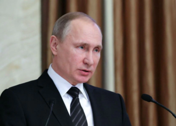 Rusia restringe transacciones de países hostiles en sus sectores energía y finanzas