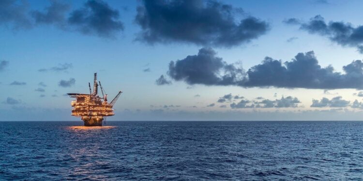 Autorizan a Shell perforación de pozo Akul en aguas ultra profundas