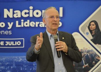 México debe corregir política energética para evitar conflicto en el T-MEC