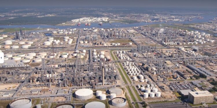 Promoción en México del consumo de gasolinas y diesel