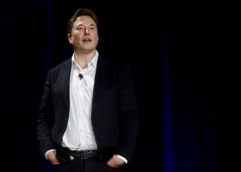 Necesitamos utilizar petróleo y gas a corto plazo: Musk