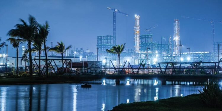 Pemex autorizó 6,470 mdd adicionales para Dos Bocas