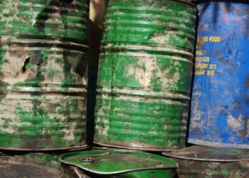 Pierde WTI barrera de los 90 dólares por barril