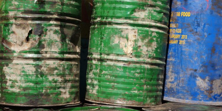 Pierde WTI barrera de los 90 dólares por barril