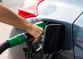 Pagarán automovilistas más por la gasolina a partir de mañana